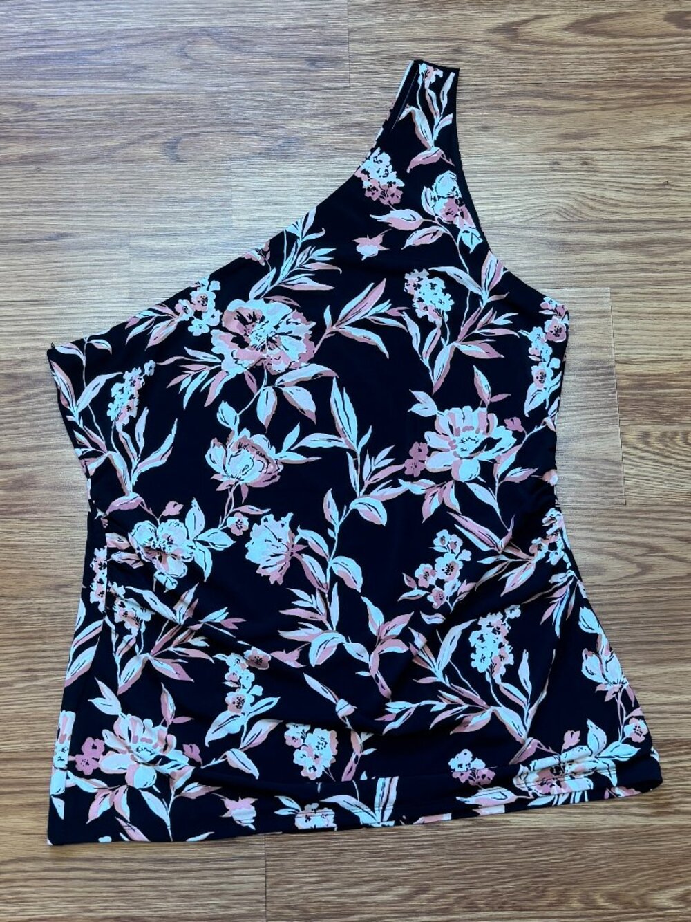 NWOT White House Black Market One Shoulder Top